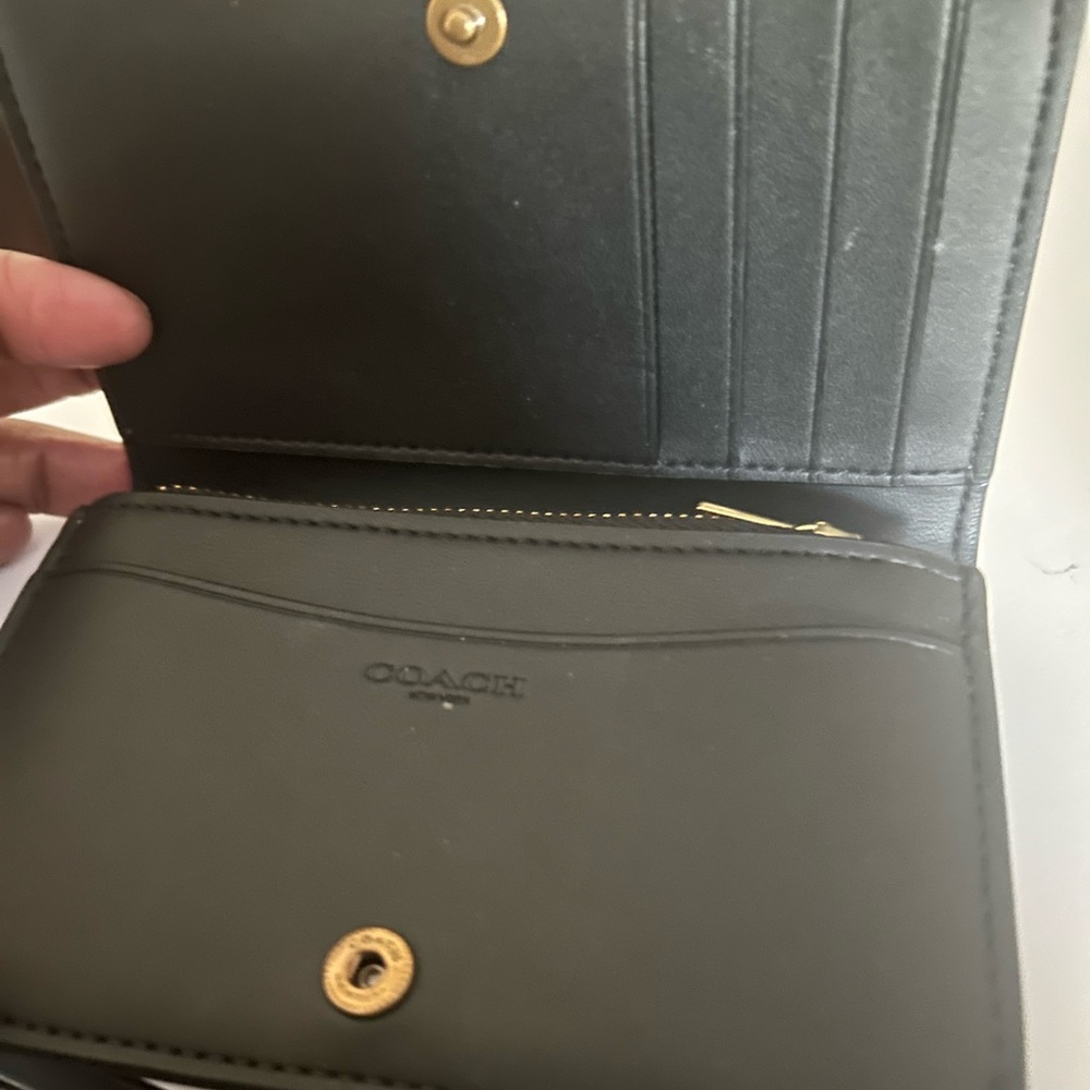 Coach Black Slim Card Case - Picture 4 of 4
